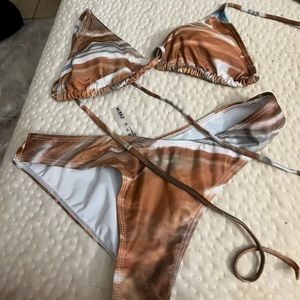 Trendy Swimsuit! Brown, 3 piece swimsuit